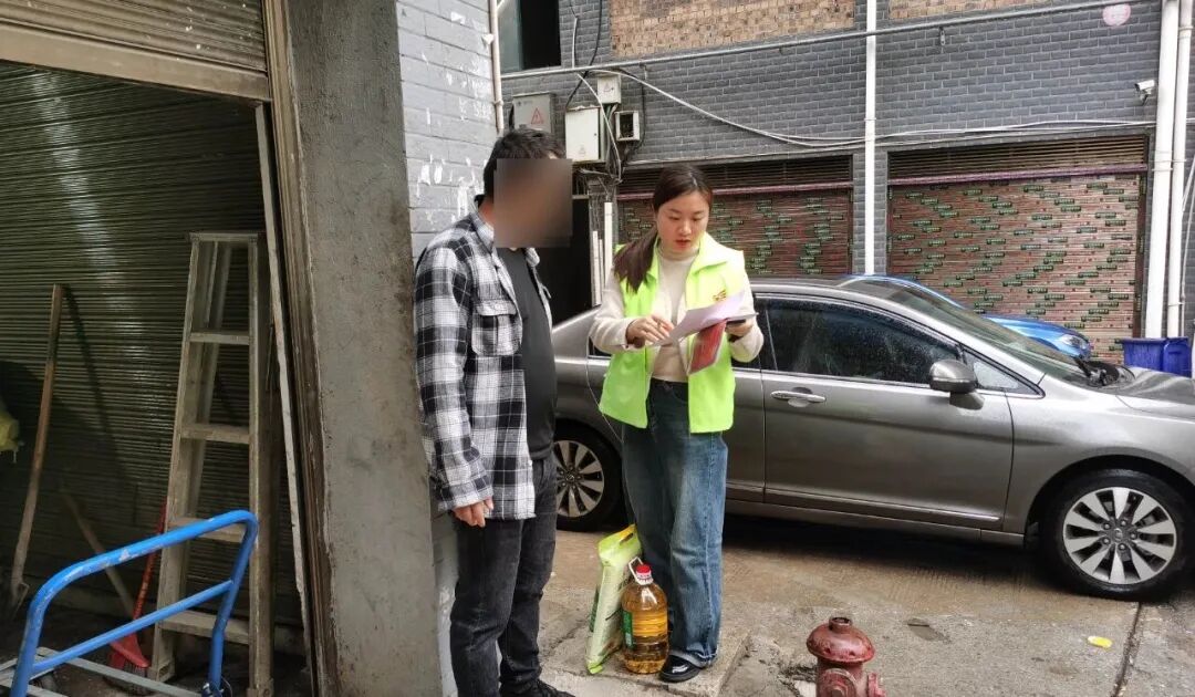 永州方盛天鸿肿瘤医院志愿者将温暖送至肿瘤患者家中